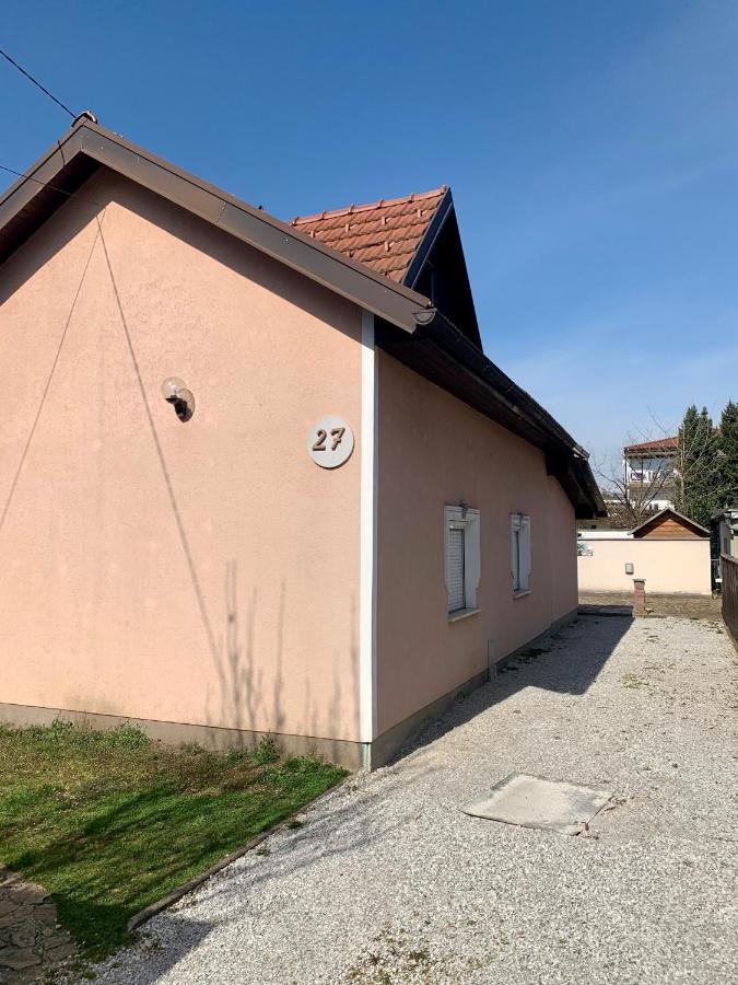 Отель Peachy House Bezigrad Любляна Экстерьер фото